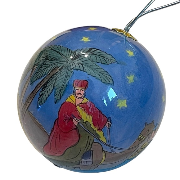 Figi “Inside Art”  Magi Follows The Star Christmas Hand Painted Glass Ornament - Picture 5 of 10